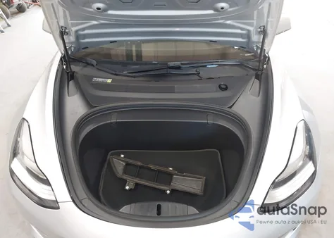 2018 Tesla Model 3 Long Range/Mid Range из США, поврежденный, VIN 5YJ3E1EA5JF042964